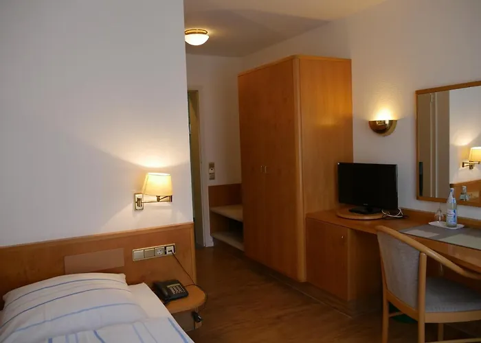 Hotel Landgasthof Adler Ohg 3*
